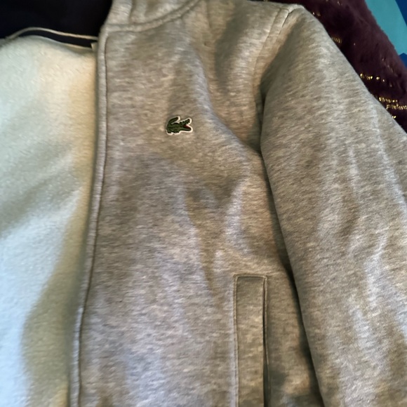 Lacoste suit - Picture 4 of 4